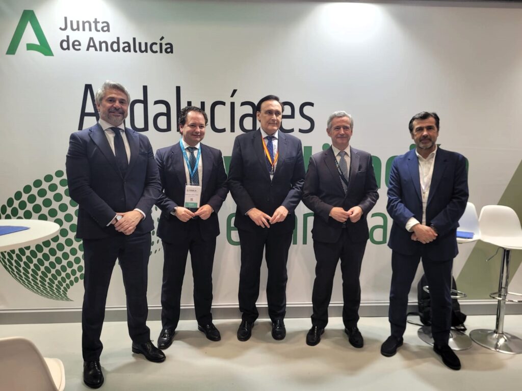 Los Clústeres Andalucía Logistics y Andalucía Aerospace firman un convenio de colaboración estrategia para impulsar la competitividad, la innovación y las sinergias entre sectores