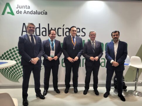 Los Clústeres Andalucía Logistics y Andalucía Aerospace firman un convenio de colaboración estrategia para impulsar la competitividad, la innovación y las sinergias entre sectores