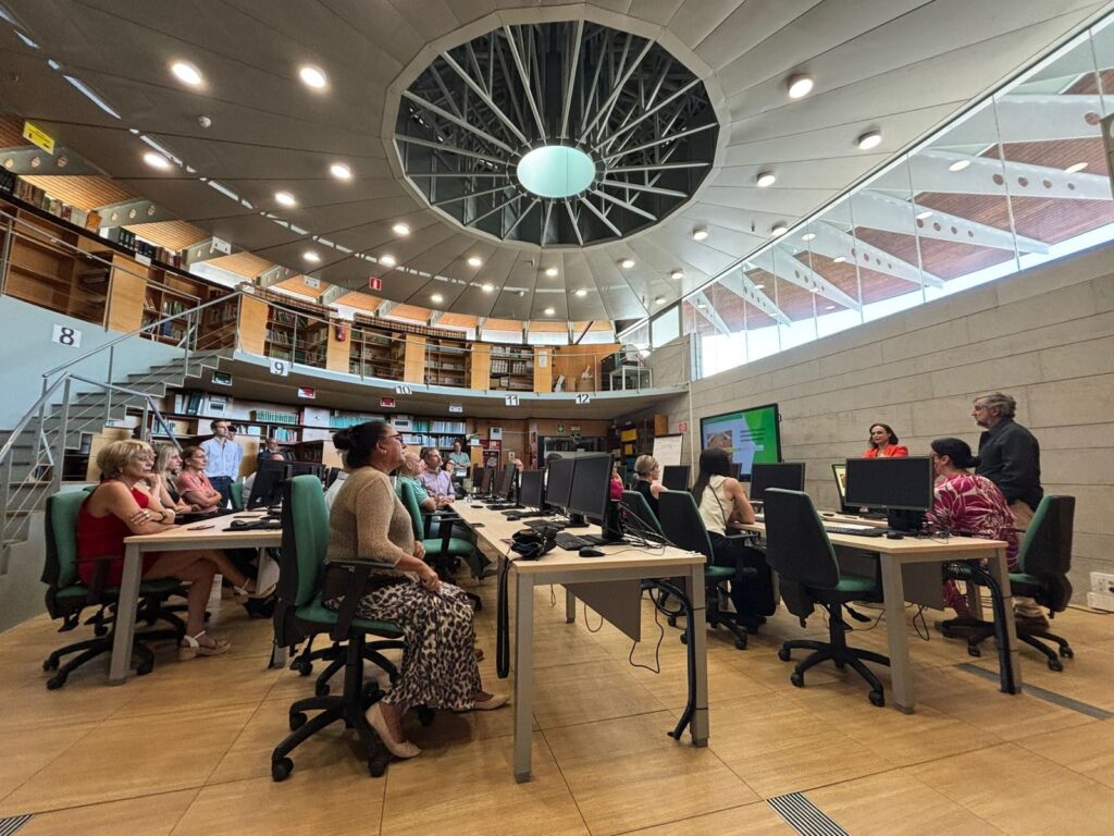 Bioeconomía, estadísticas o digitalización, temas abordados en la jornada de puertas abiertas de la Consejería de Agricultura