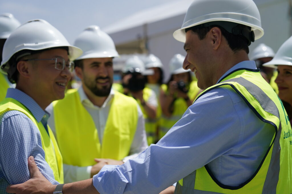Moreno destaca el renacimiento industrial de Linares y la provincia de Jaén gracias al impulso de las inversiones chinas
