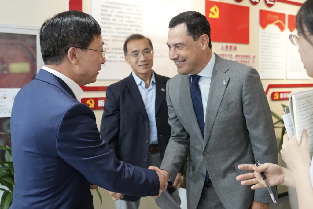 Moreno mantendrá un encuentro con el vicepresidente de la República Popular de China, Han Zheng, para avanzar en proyectos e inversiones claves para Andalucía