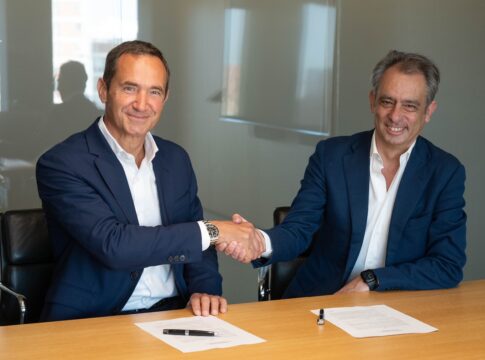 Moeve y Naturgy lanzan Plan Multienergy, la mejor oferta del mercado en movilidad, luz y gas