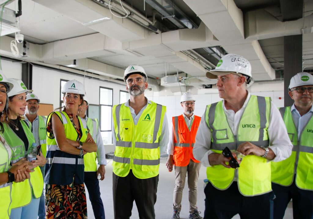 La Junta refuerza su apuesta por la innovación en el sector hortofrutícola con el impulso a proyectos estratégicos como el de UNICA en Almería