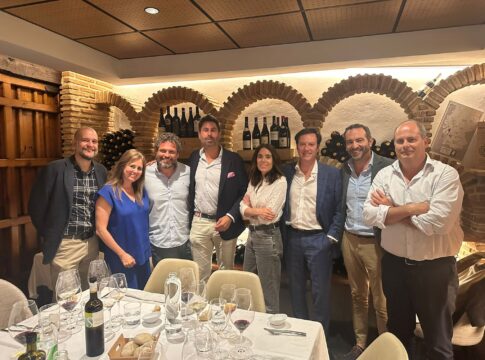 Encuentro entre APECOM Málaga y AEPS Sevilla para promover proyectos conjuntos e impulsar la Asociación Regional de Publicistas Andaluces