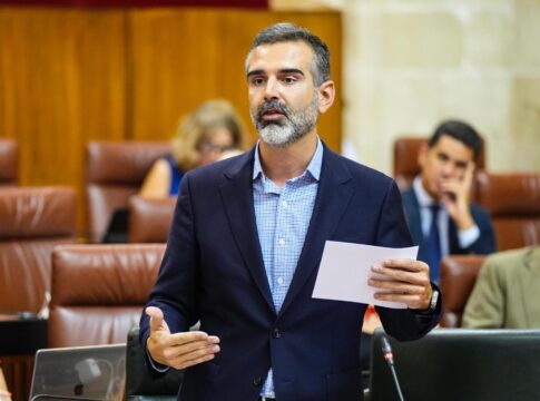 El consejero destaca los beneficios del aumento de la capacidad de los depósitos de cola del Sifón del Odiel para la provincia de Huelva