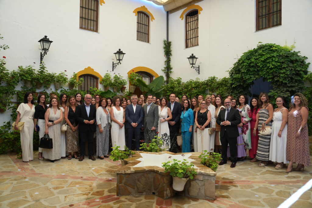 Moreno considera el talento, la capacidad y la iniciativa de las mujeres claves para el avance y progreso de la sociedad