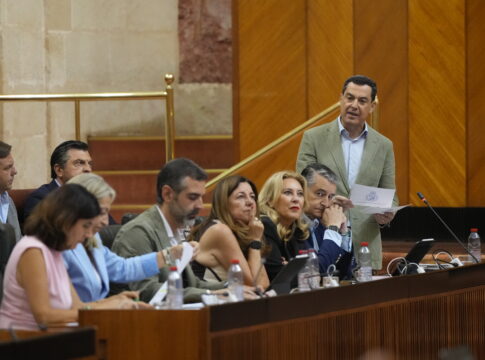 Moreno afirma que Andalucía nunca cederá ante quienes quieren romper los principios fundamentales de la solidaridad interterritorial y la igualdad