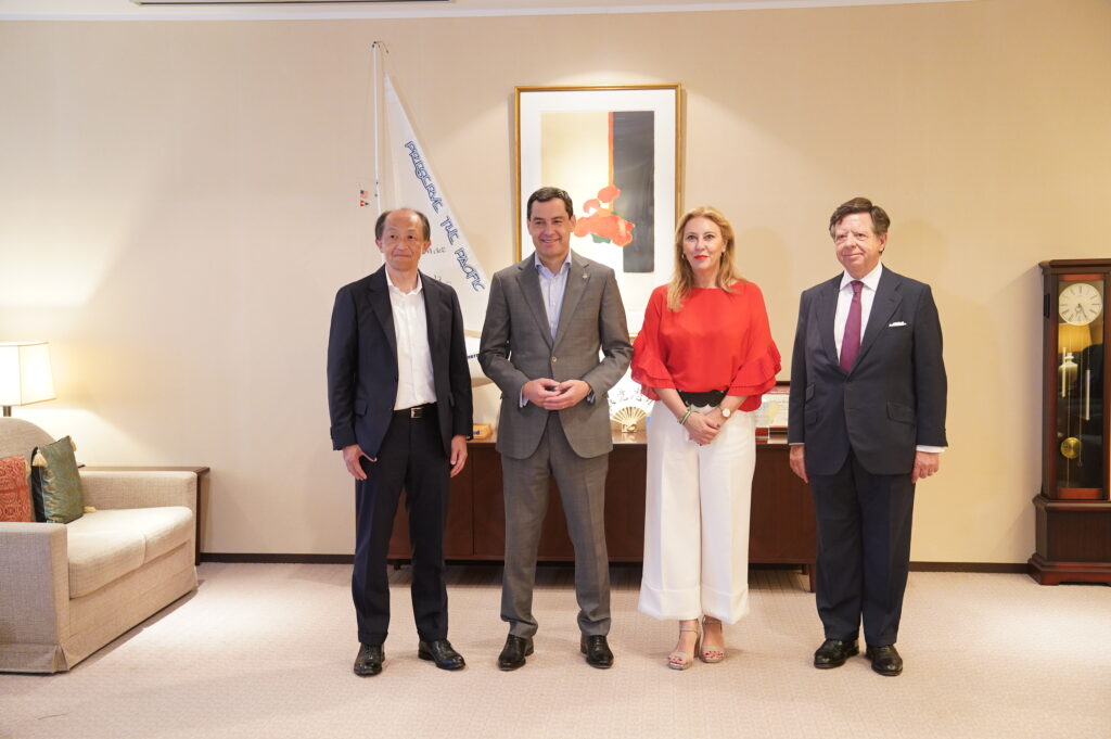 Moreno celebra que Hitachi amplíe su fábrica de Córdoba para producir transformadores para plantas fotovoltaicas