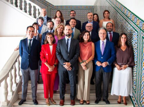 Empleo y el sector aeroespacial firman un protocolo para formar a profesionales en Cádiz, Sevilla y Málaga
