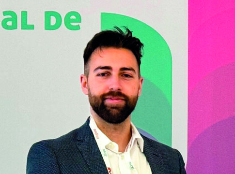 Dentro de los pros de emprender destacaría la ilusión y libertad para poder intentar crear y dar vida a tu sueño