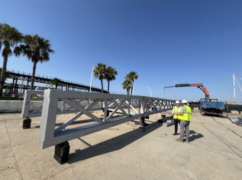 El Puerto de Huelva continúa avanzando en la ejecución de las obras de unión del Muelle de Río Tinto tras la llegada de la estructura metálica