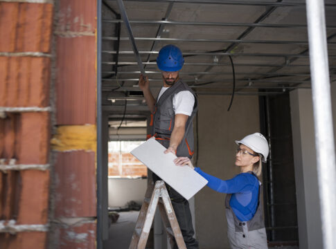 Andalucía impulsará la especialización y la mejora de competencias de los profesionales en rehabilitación energética de edificios