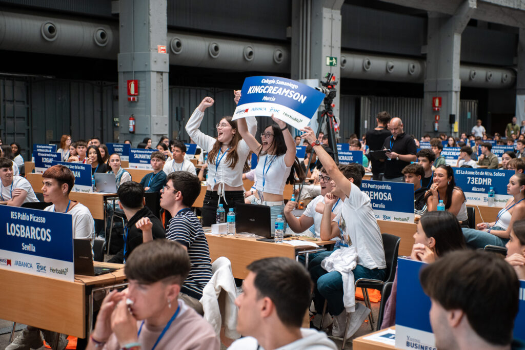 Arranca la XV edición de Young Business Talents: la mayor competición de simulación empresarial para estudiantes andaluces