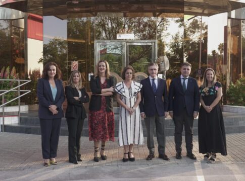 Coca-Cola mueve en Andalucía en un año 1.327 millones de euros y mantiene más de 21.000 empleos