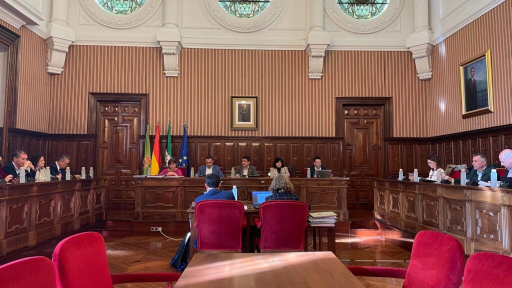 El pleno de la Diputación de Jaén aprueba un presupuesto de 397,5 millones de euros para 2026
