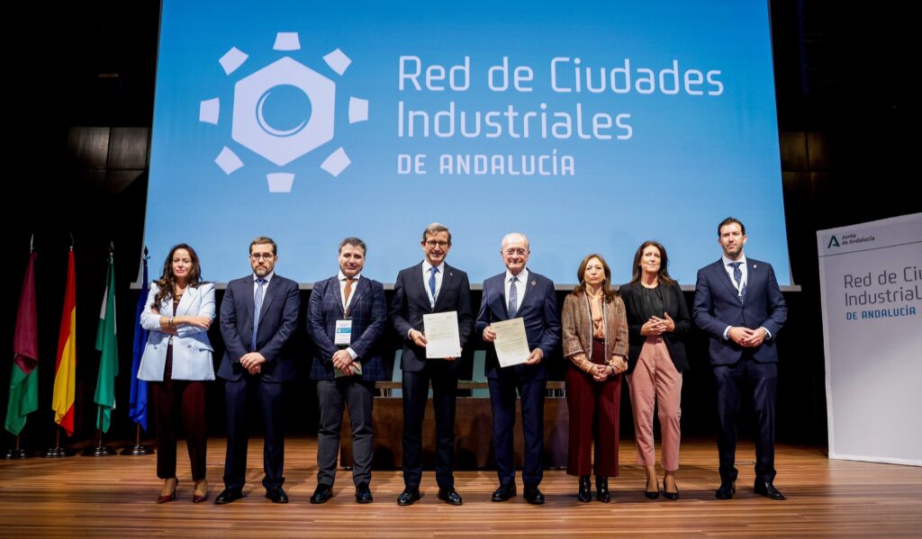 Málaga se adhiere a la Red de Ciudades Industriales, que suma 124 municipios comprometidos con el desarrollo de la industria