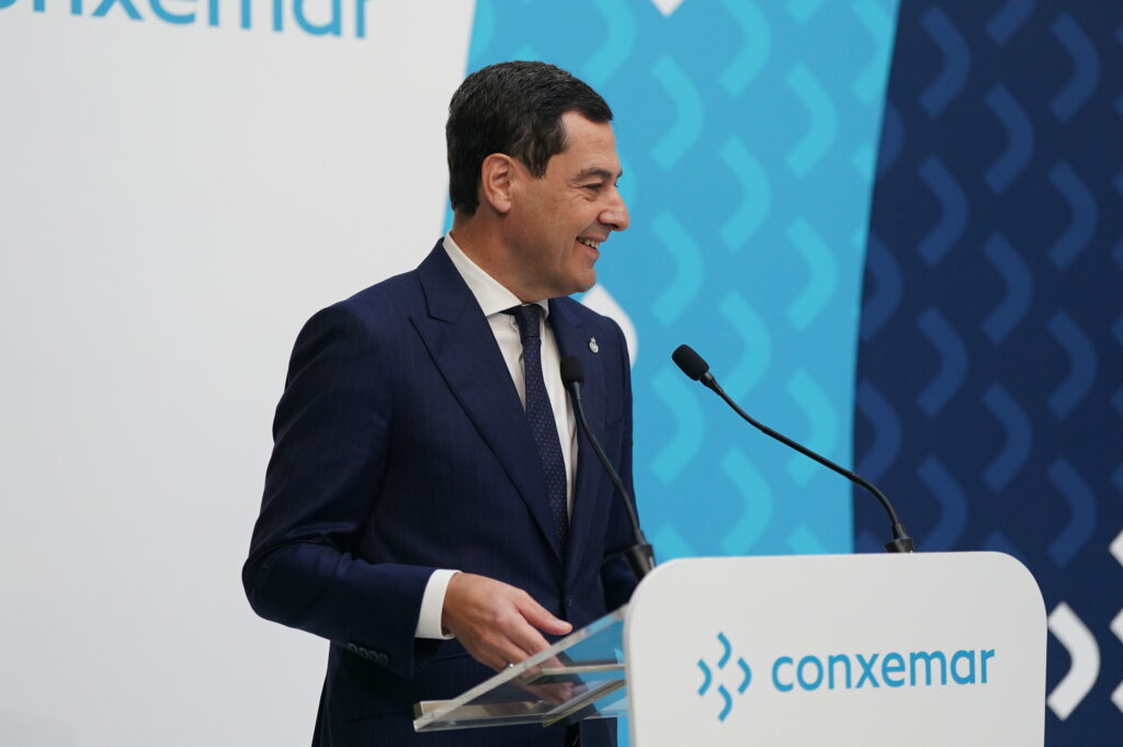 Moreno defiende ante el Comisario de Pesca todas las reivindicaciones del sector en Andalucía