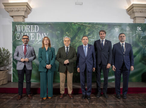 Córdoba se convierte en capital mundial del olivo con la celebración en el Palacio de la Merced de la reunión del Consejo Oleícola Internacional (COI)