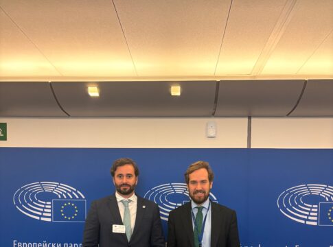 EL PRESIDENTE DE LA CÁMARA DE COMERCIO DE HUELVA TRASLADA AL PARLAMENTO EUROPEO LA NECESIDAD DE IMPULSAR LA CONEXIÓN FERROVIARIA ANDALUCÍA-ALGARVE
