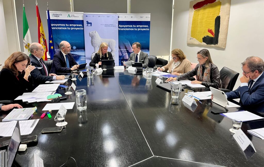 Dcoop, Pilatus Aircraft Ibérica, Acesur, Biorizon Biotech, Cobiomic Bioscience y DHV Technology, ganadoras de los Premios Andalucía TRADE