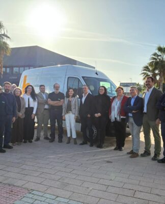 Rocío Blanco, ha visitado Setransfar, cooperativa especializada en soluciones logísticas y referente en el transporte de productos farmacéuticos por carretera en Andalucía