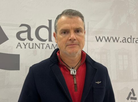 Juan Antonio Fernández: “Queremos que Adra avance hacia un modelo de ciudad más accesible, sostenible y amable”