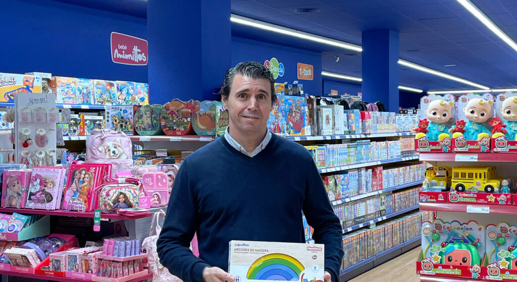 José Luis Díaz (DIRECTOR GENERAL DE JUGUETTOS): “Promovemos el juego compartido como clave del desarrollo infantil”