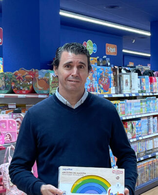 José Luis Díaz (DIRECTOR GENERAL DE JUGUETTOS): “Promovemos el juego compartido como clave del desarrollo infantil”