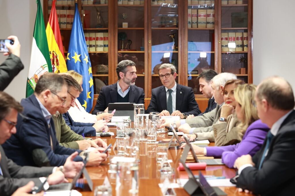 La Junta trabaja junto a los agentes sociales para que la Estrategia de Agroindustria esté lista cuanto antes