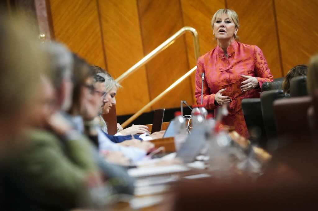 Andalucía consolida su solvencia financiera y refuerza la bajada de impuestos a las familias gracias al control del endeudamiento