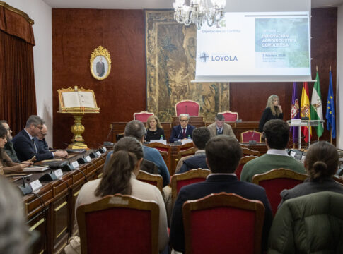La Diputación de Córdoba y la Universidad Loyola abordan en unas jornadas los principales retos del sector agroindustrial de la provincia