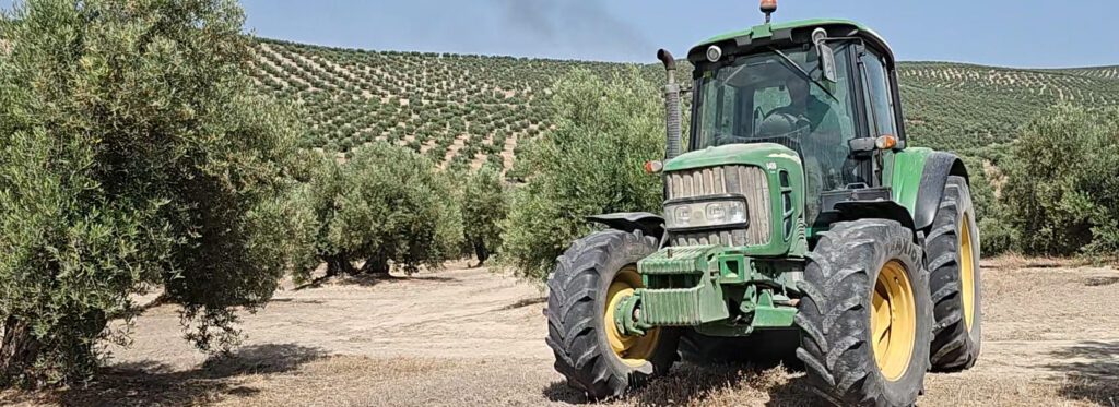 UPA Andalucía denuncia una “especulación  sin precedentes” en el gasóleo agrícola y los fertilizantes por la escalada bélica en Oriente Medio