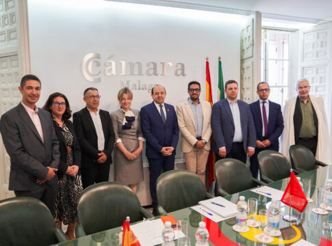 Una delegación institucional de la Cámara de Comercio de Fez-Meknes visita la Cámara de Málaga para reforzar la cooperación empresarial