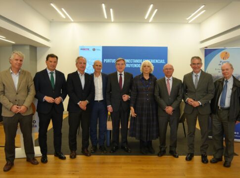 RETE reúne en el Puerto de Sevilla a expertos y responsables institucionales en la presentación del número 50 de PORTUS, referente internacional en el diálogo puerto-ciudad