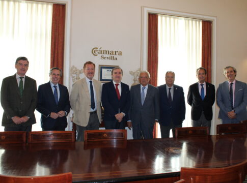 El nuevo Presidente de la Asociación de Hoteles de Sevilla visita la Cámara de Comercio para estrechar lazos en el sector turístico
