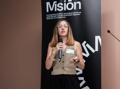 Natalia Gálvez (GRODI): Acercamos la robótica y la IA a los invernaderos mediterráneos para transformar la agricultura