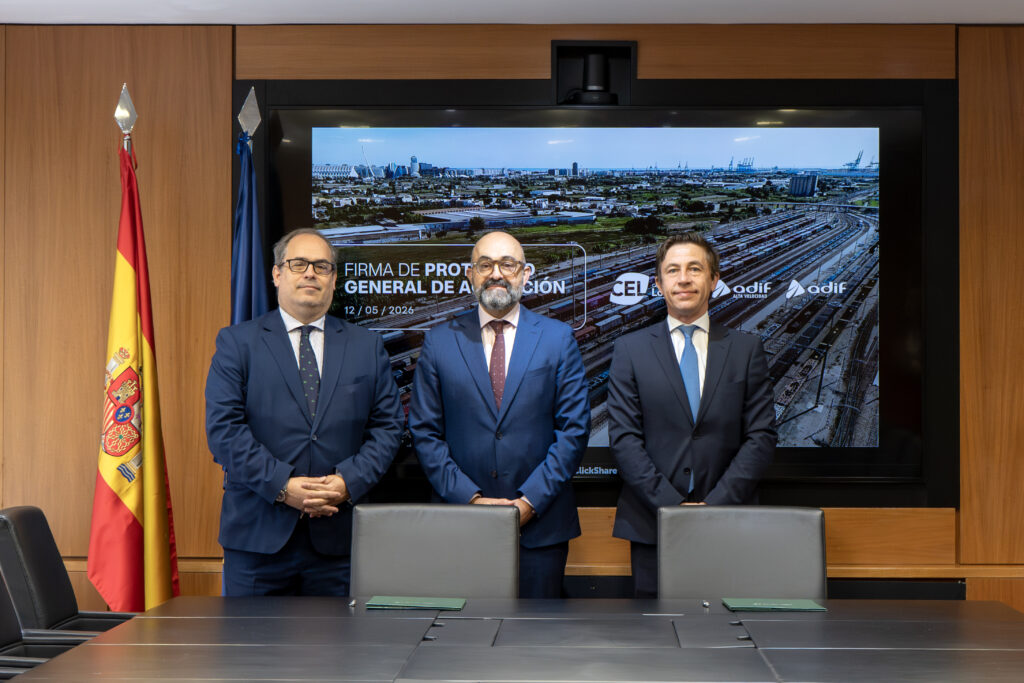 Adif y el Centro Español de Logística se alían para impulsar el uso del ferrocarril en las cadenas de suministro