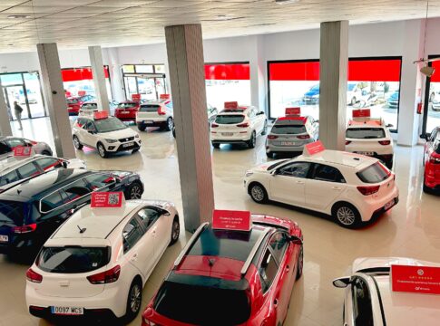 DRIVERIS, la empresa de vehículos de ocasión multimarca de SYRSA, CONSOLIDA su presencia en toda andalucía con la apertura de tres nuevas tiendas