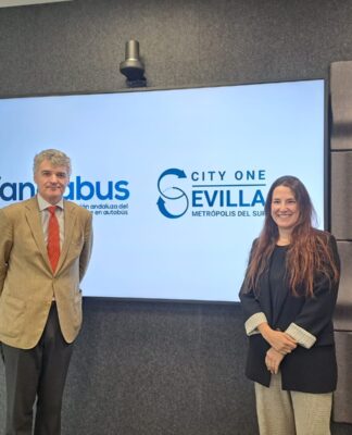 FANDABUS y SEVILLA CITY ONE aceleran la movilidad sostenible en la metrópolis sevillana