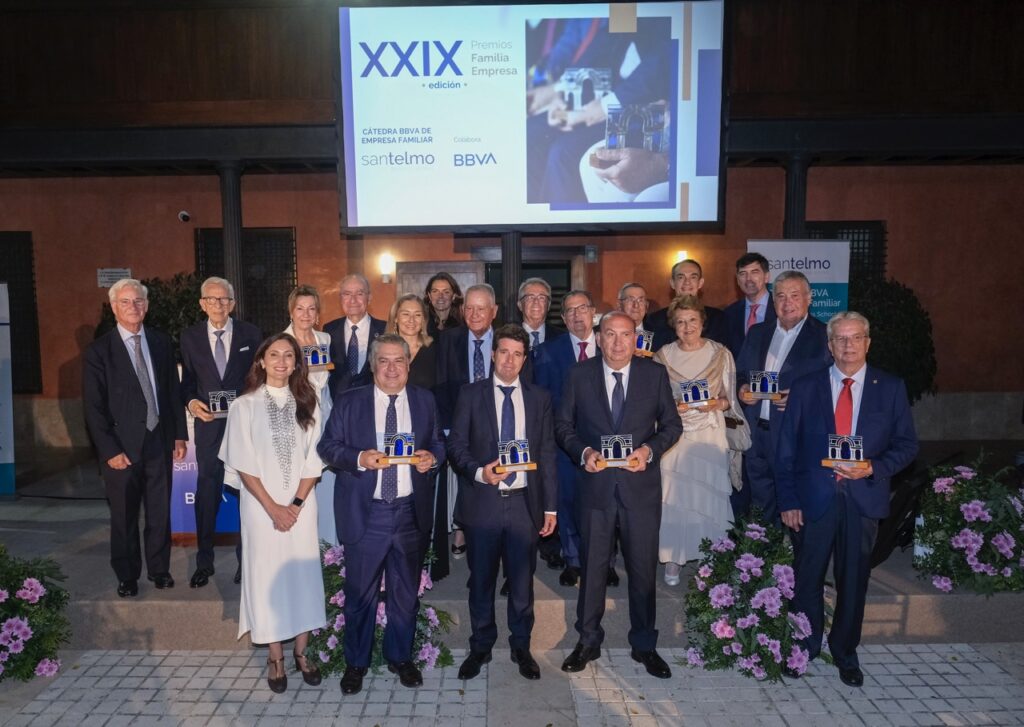 Doce familias empresarias reciben el Premio Familia-Empresa 2026 de la Cátedra BBVA de San Telmo