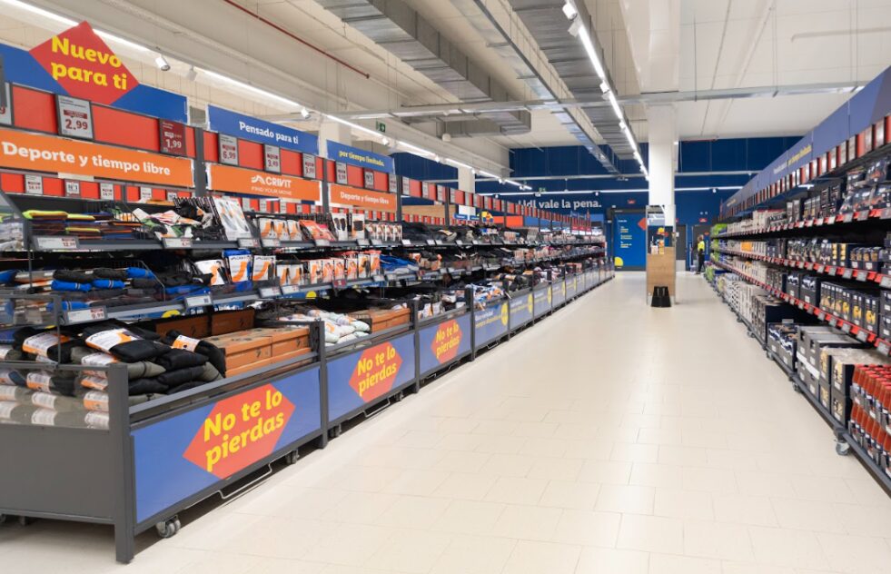 Lidl lanza ‘Tus Mundos Lidl’ para convertir sus marcas propias de bazar  en referentes de cada categoría