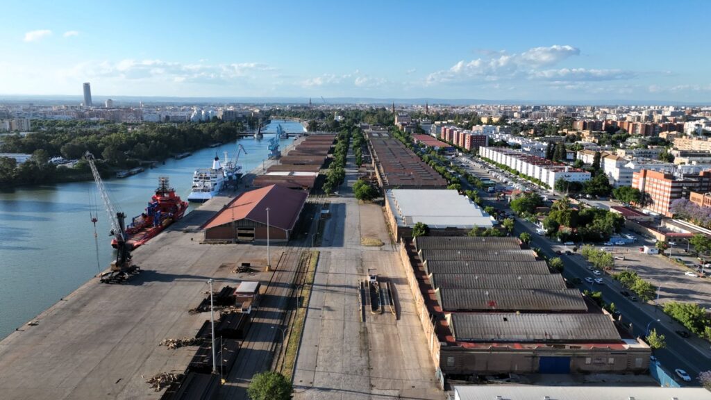 El Consejo de Administración de la Autoridad Portuaria de Sevilla aprueba el convenio urbanístico que agilizará los desarrollos en torno al Distrito Urbano Portuario