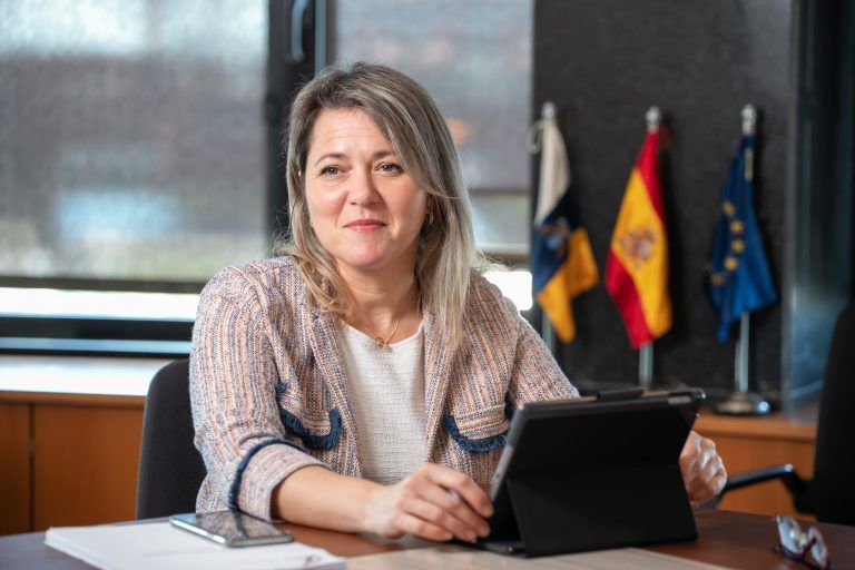 Vanoostende expone la magnitud de los fondos agrarios europeos para garantizar la actividad agropecuaria en Canarias